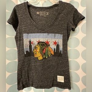 Women’s Chicago Blackhawks T-Shirt, Gray, Size Medium